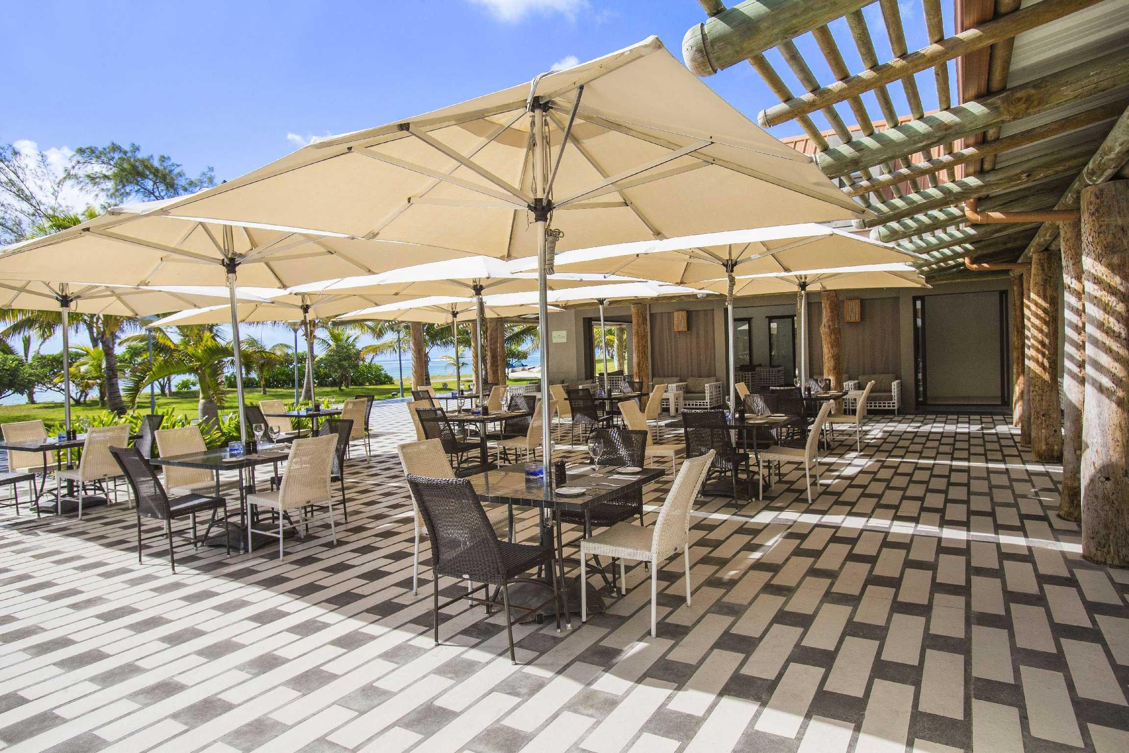 Crystals Beach Resort Belle Mare, A Member Of Radisson Individuals Palmar Εξωτερικό φωτογραφία