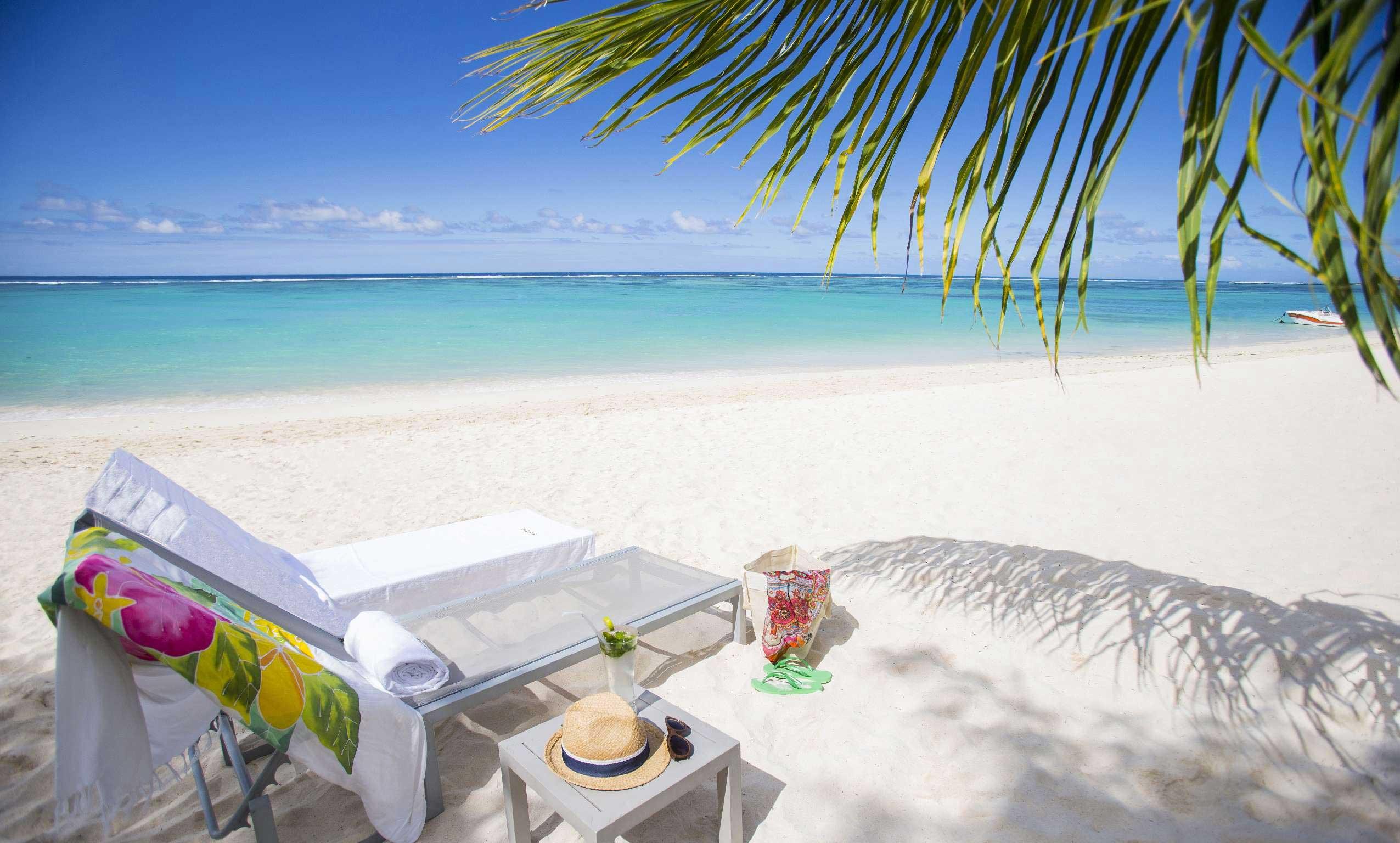 Crystals Beach Resort Belle Mare, A Member Of Radisson Individuals Palmar Εξωτερικό φωτογραφία
