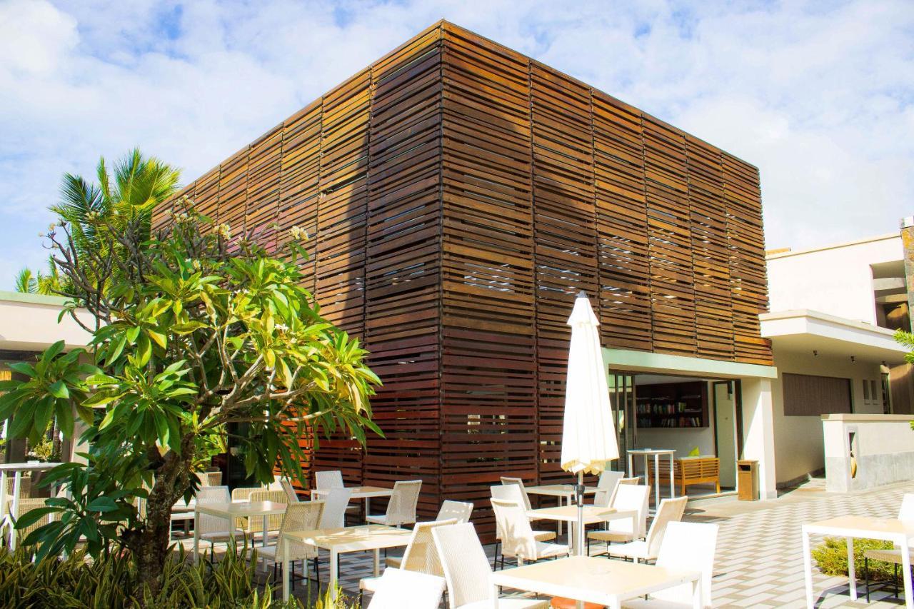 Crystals Beach Resort Belle Mare, A Member Of Radisson Individuals Palmar Εξωτερικό φωτογραφία